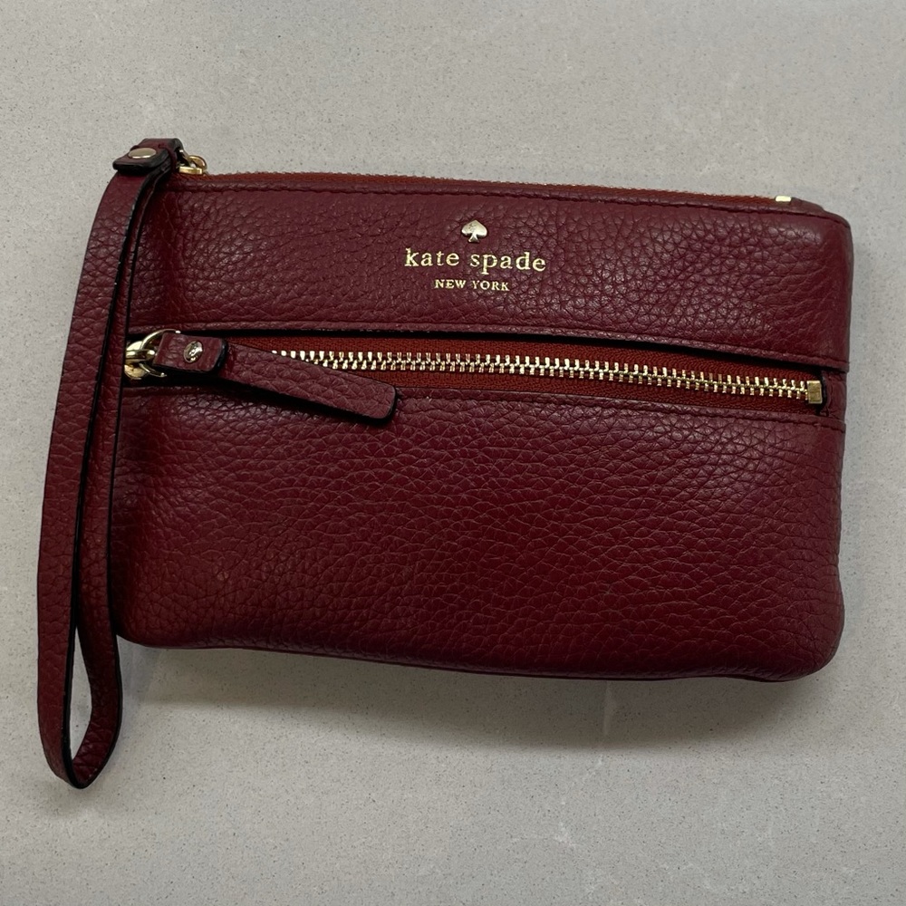 Kate Spade Zipper 6’ by 4’ Hand Purse